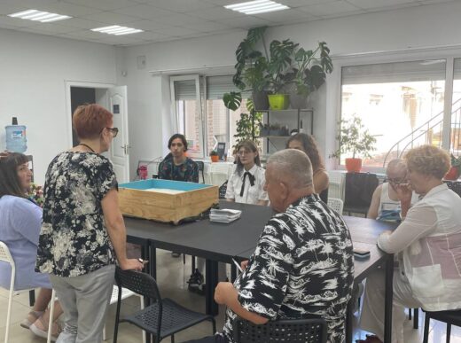 Групова психологічна консультація : нова зустріч у рамках Шведських гуртків
