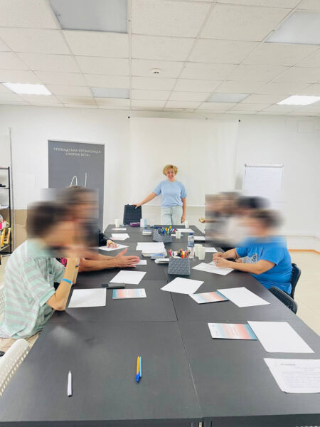 Групова психологічна консультація: техніка “Живий дім” – аналіз близького оточення