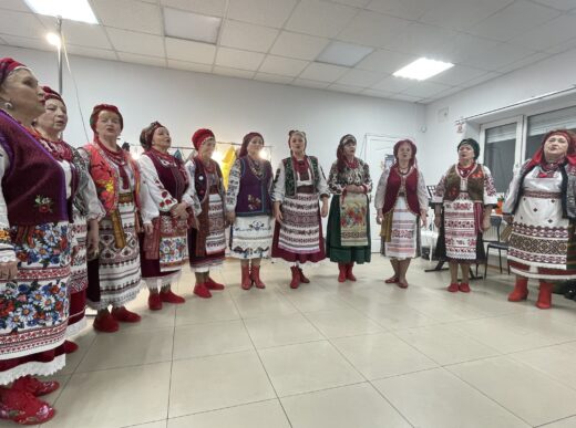Група взаємопідтримки жінок. Концерт Ансамблю української народної пісні «Мрія».