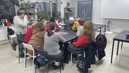 Група взаємопідтримки жінок. Простір жіночої підтримки та живого спілкування.