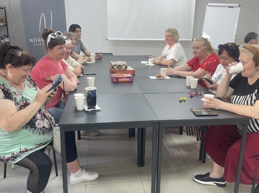 Група взаємопідтримки жінок. Жіноче спілкування, підтримка та безпечний простір для відновлення.