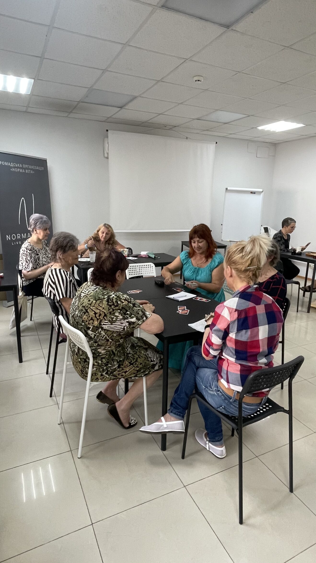 Група взаємопідтримки жінок. Простір довіри, спілкування та жіночої підтримки