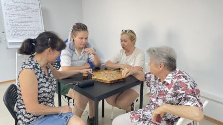 Група взаємопідтримки жінок. Час для себе, щирих розмов і простого людського тепла
