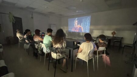 Кіноклуб. Перегляд фільму «Емма» (2020)