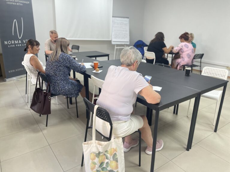 Група взаємопідтримки жінок. Вечір для себе, спілкування та гарного настрою